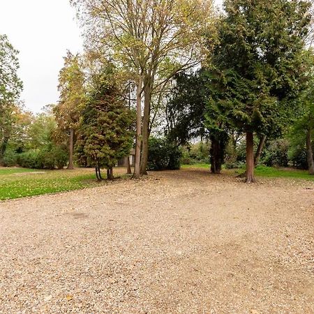 Dorney Windsor Legoland 5 Star Stay For Upto 14 Guests Exteriér fotografie